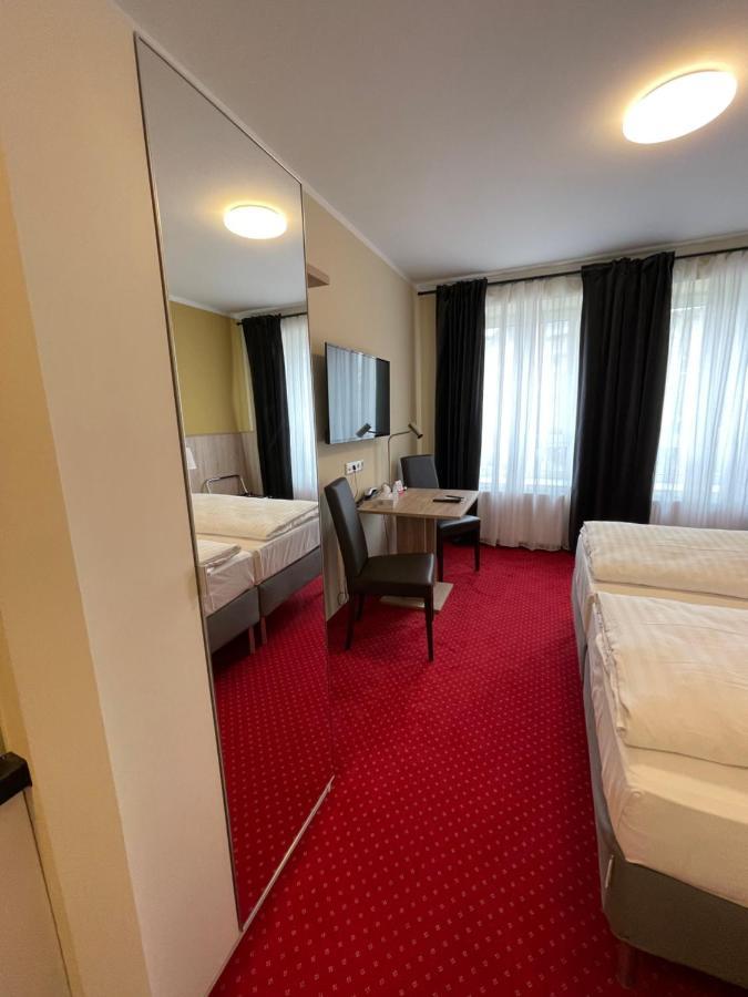 Palm Premium & 3*