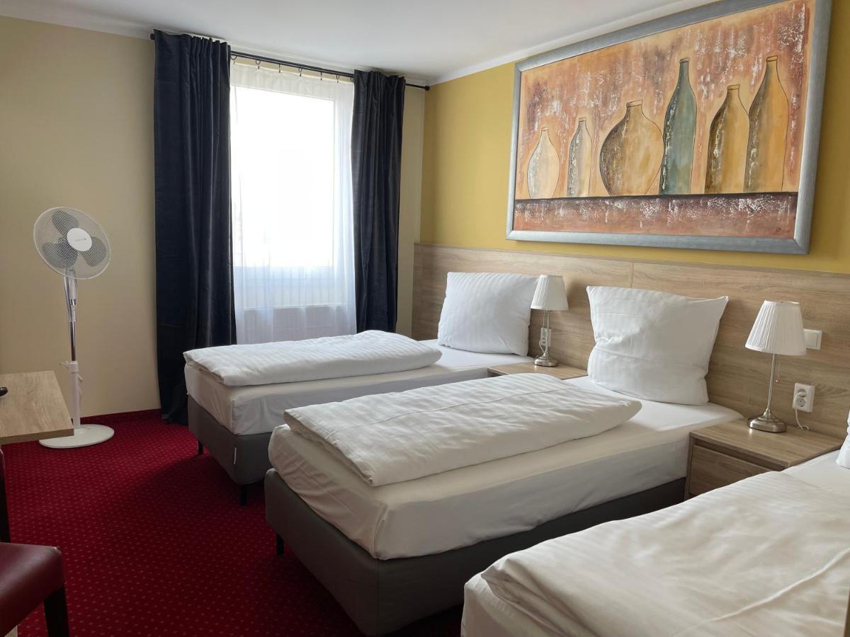 Hotel Palm Premium & Dusseldorf
