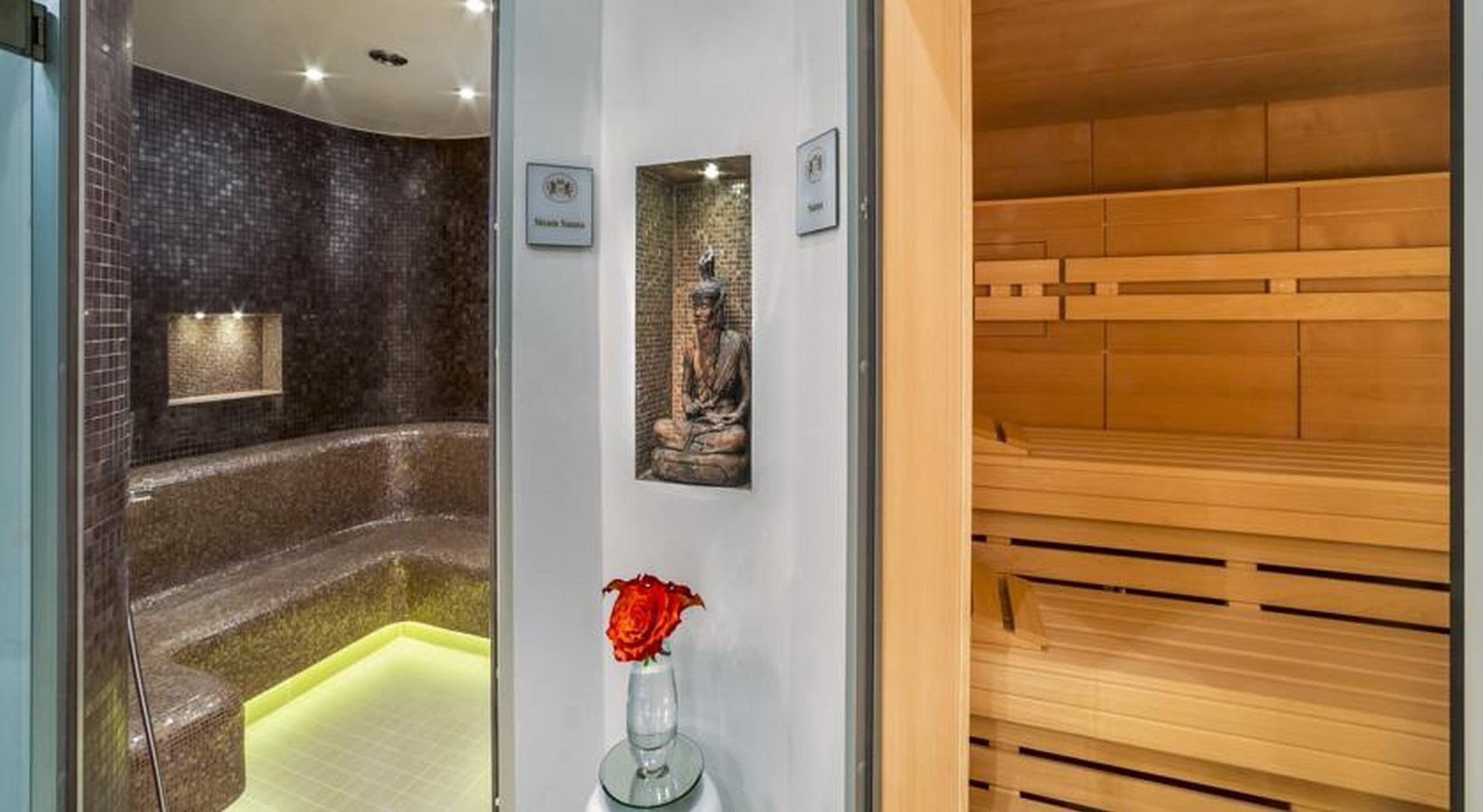 Capella Breidenbacher Hof Hotel 5*