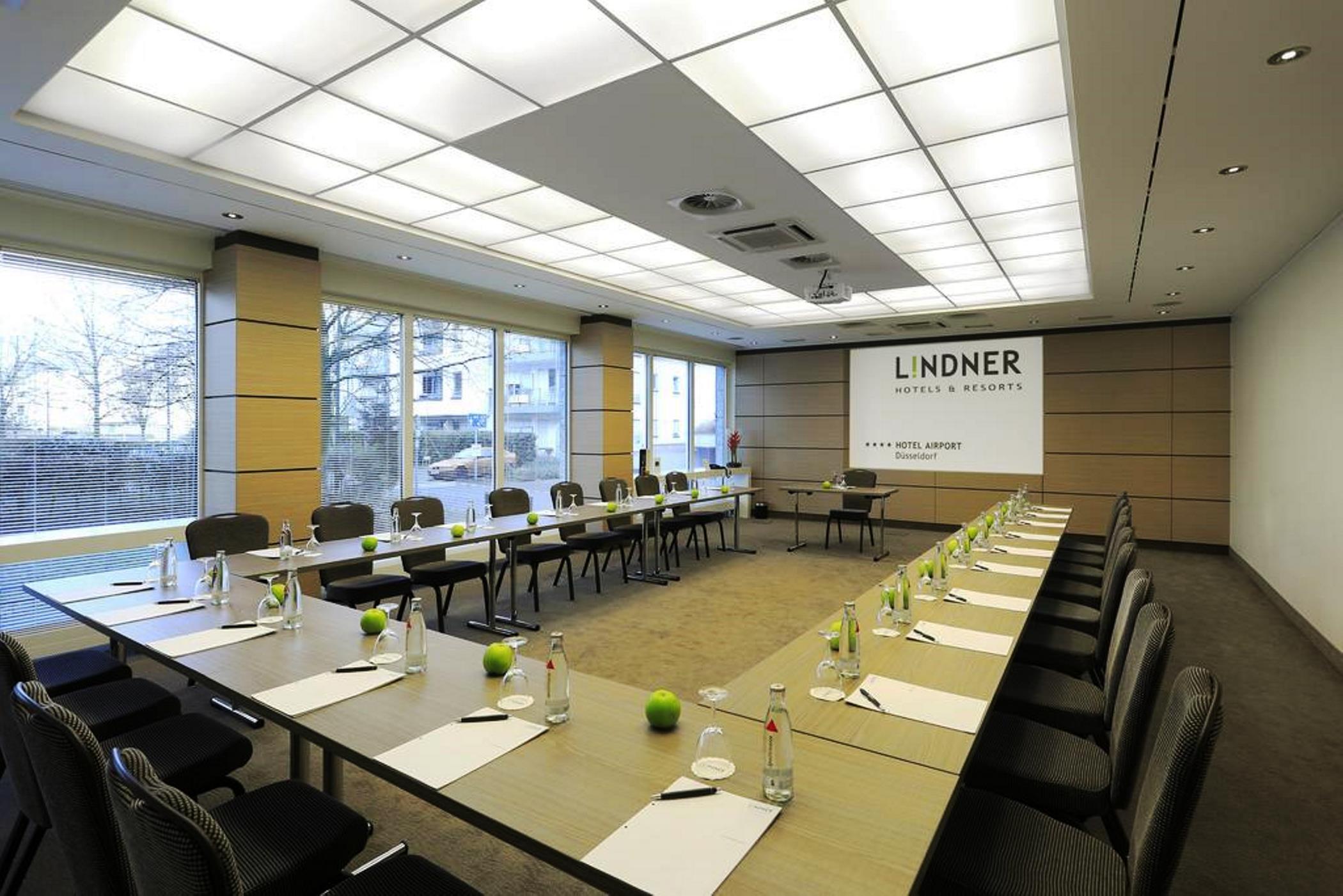 Lindner Airport, Part Of Jdv By Hyatt Hotel Dusseldorf