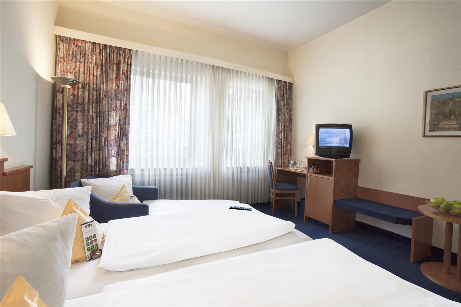 Sure By Best Western Ambassador 3*