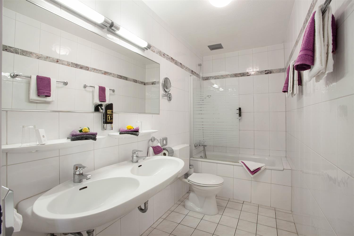 Hotel Sure By Best Western Ambassador 3*