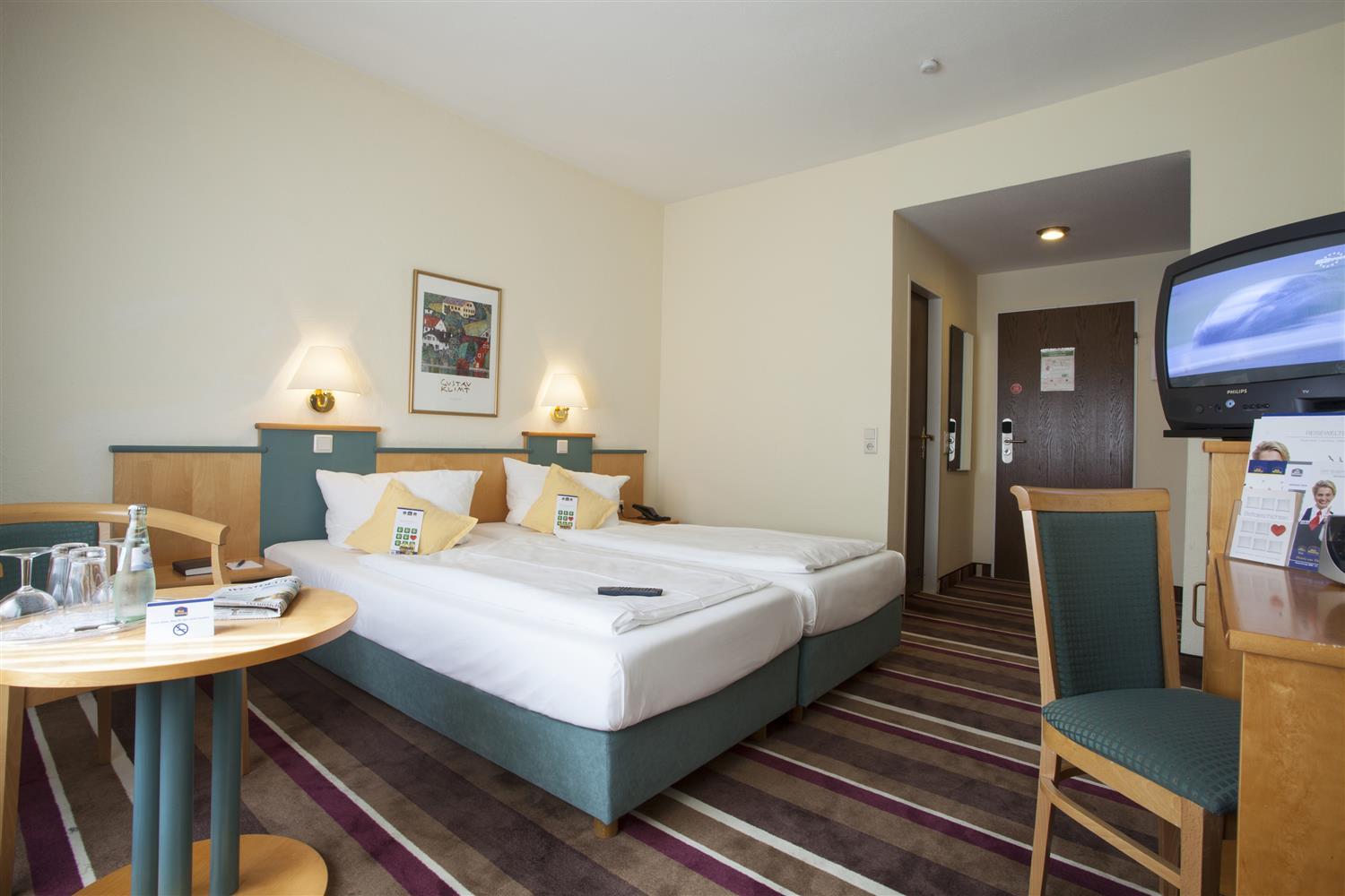 Sure By Best Western Ambassador