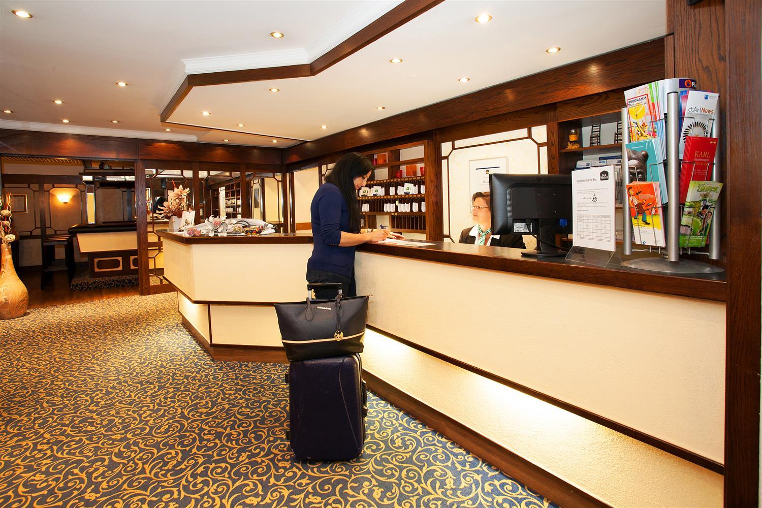 Hotel Sure By Best Western Ambassador 3*