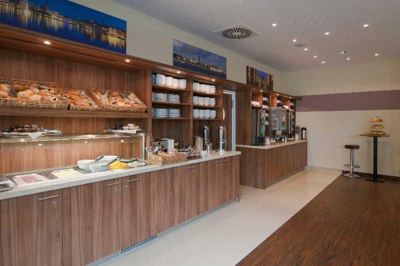 Express Hotel