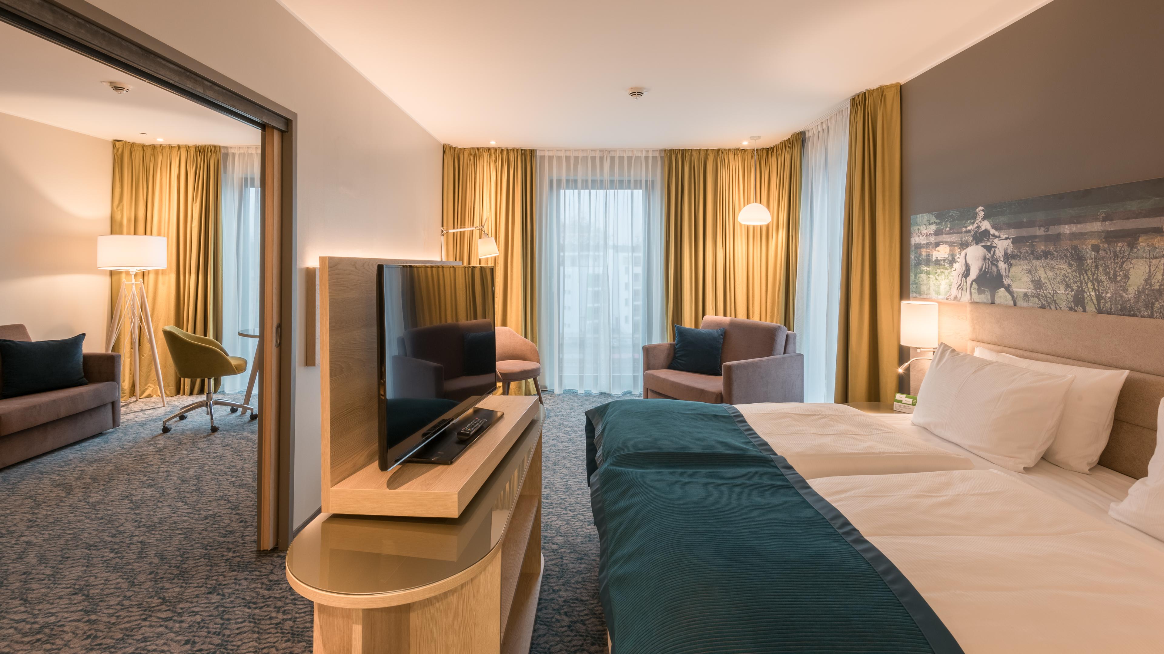 - Toulouser Allee By Ihg Hotel 4*