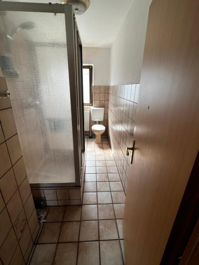 Praktisches Im Grossen Haus Mit Garten * Düsseldorf