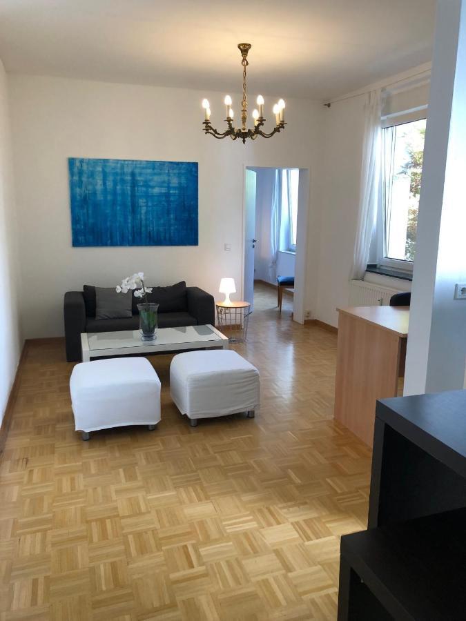 E - Quiet Business One Bedroom For 3 Guests * Düsseldorf
