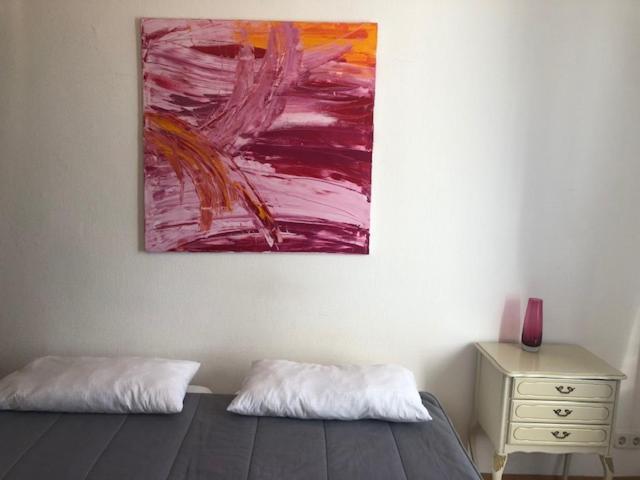 Appartement E - Quiet Business One Bedroom For 3 Guests