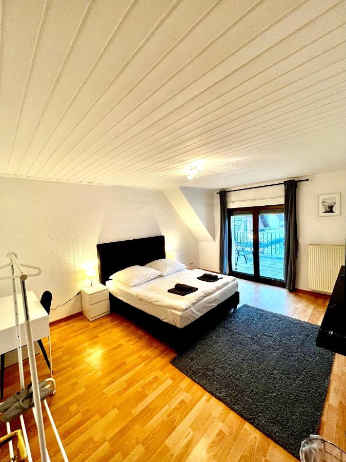 Appartement Praktisches Im Grossen Haus Mit Garten *