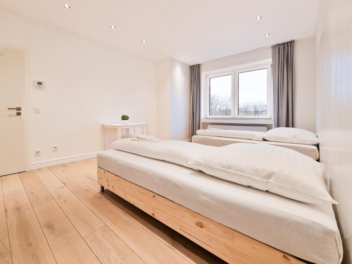 Apartment Raj Living - With 1 Or 2 - 15 Min To Messe Dus And Old Town Dus
