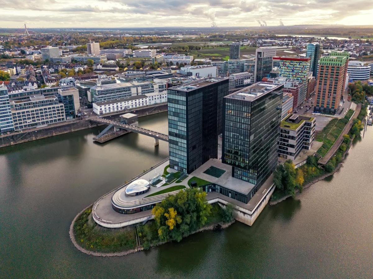 Hyatt Regency 5*