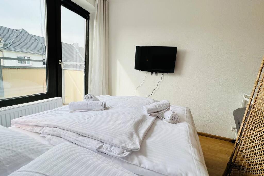 Apartment Bright Studio - Central - Balcony - Trade Fair *