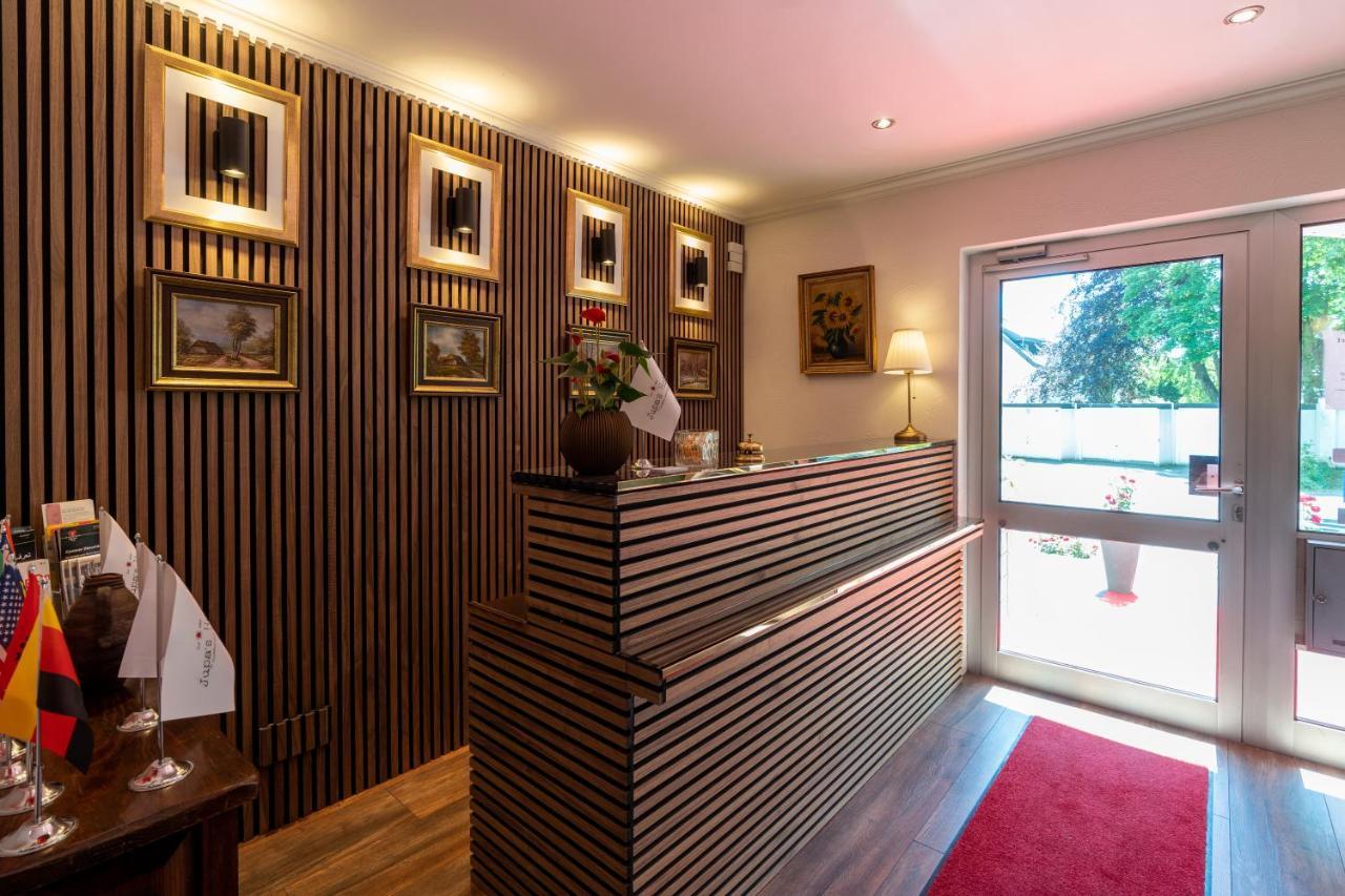 Jupa's Hotel