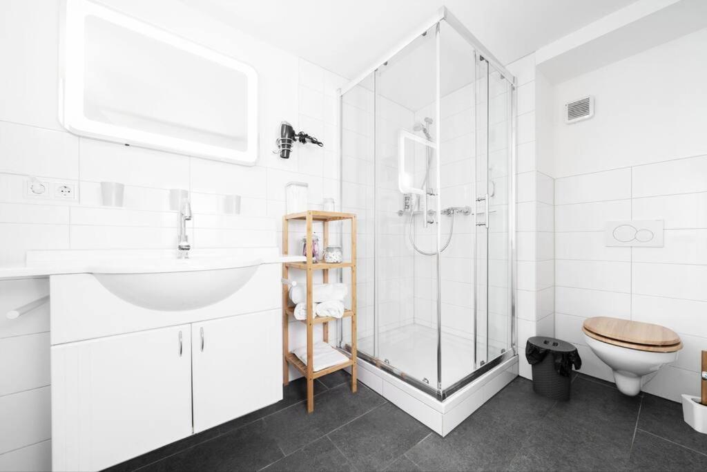 Apartment Ausstattung Netflix Wlan Messe Altstadt *