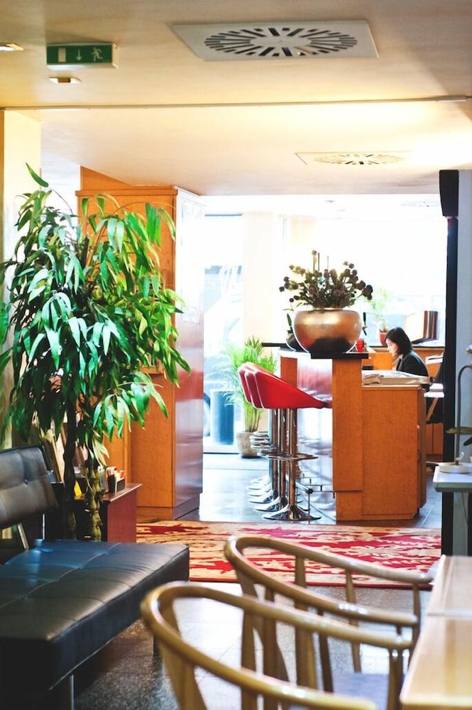 Rugs Hotel Dusseldorf