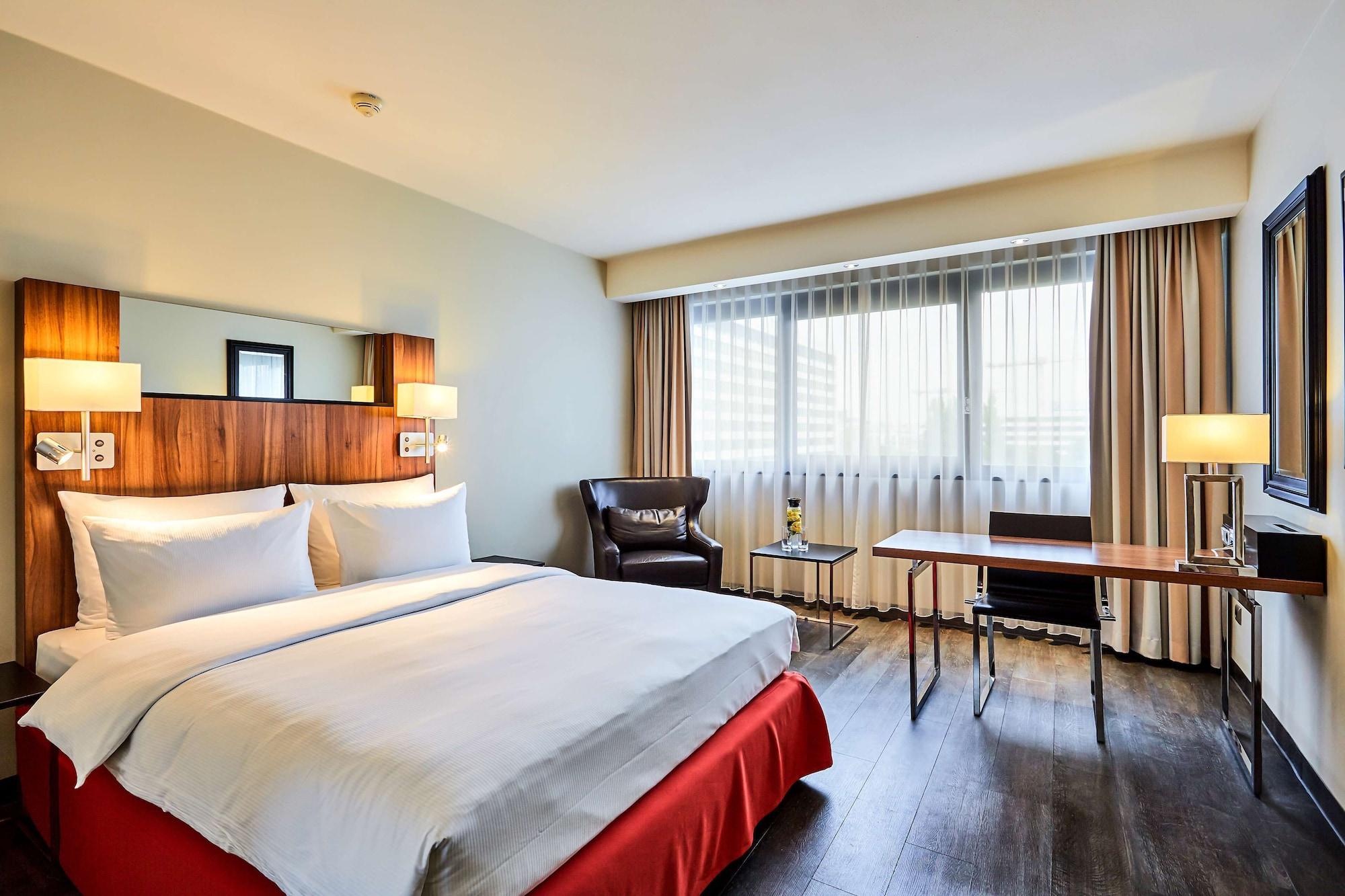 Radisson Blu Conference Hotel, 4*