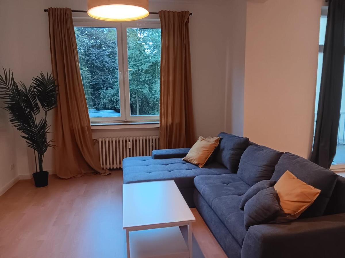 Apartment Spacious 70sqm In Popular Location *
