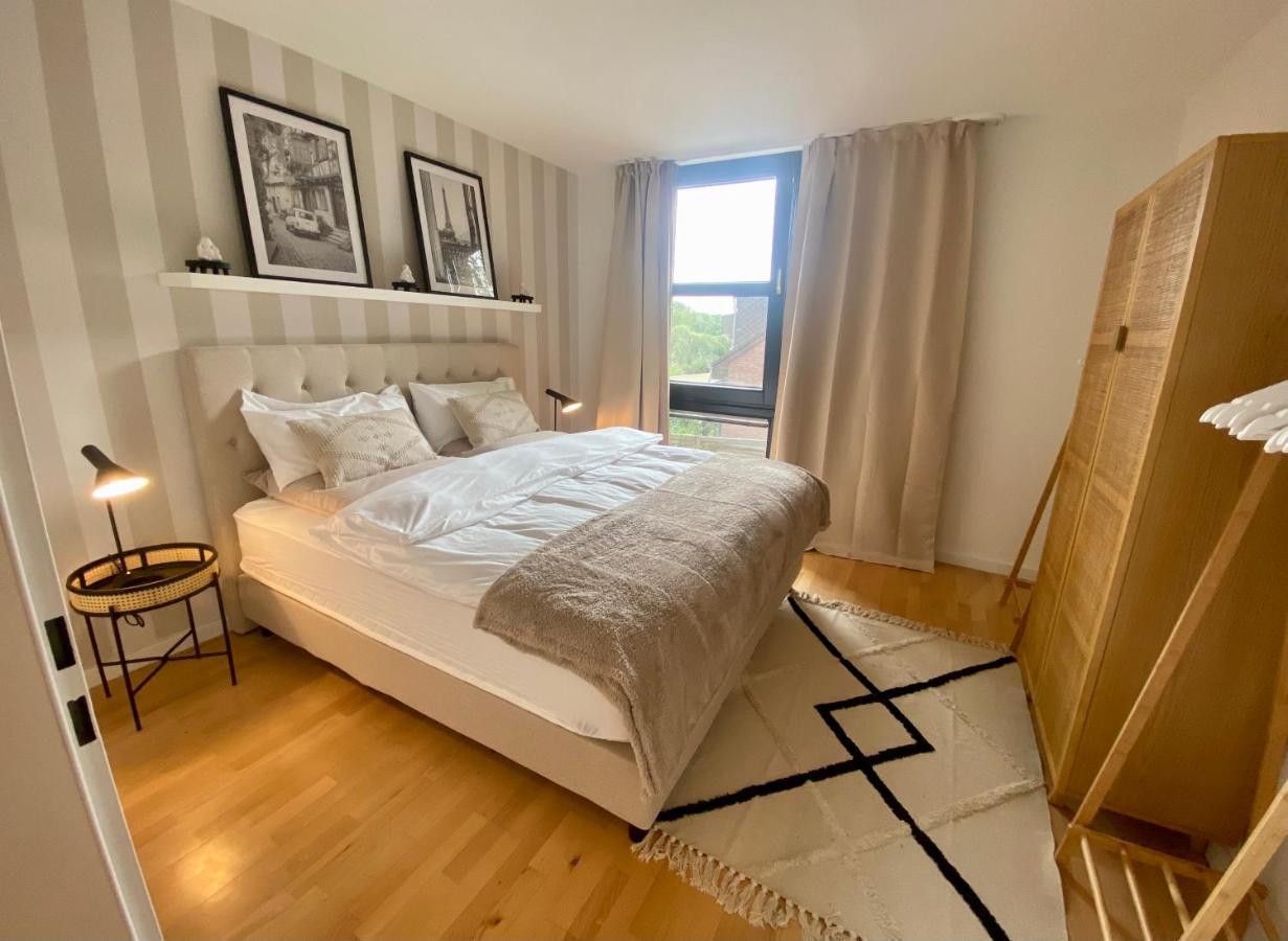 V & S Since 2023 Apartment Dusseldorf