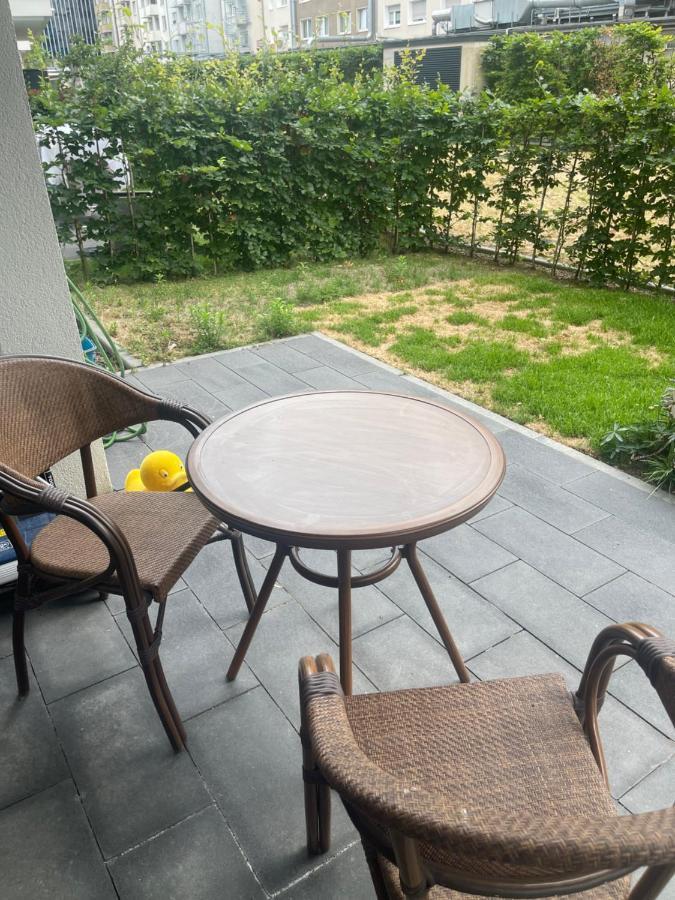 3-zimmer Im Zentrum Dues * Düsseldorf