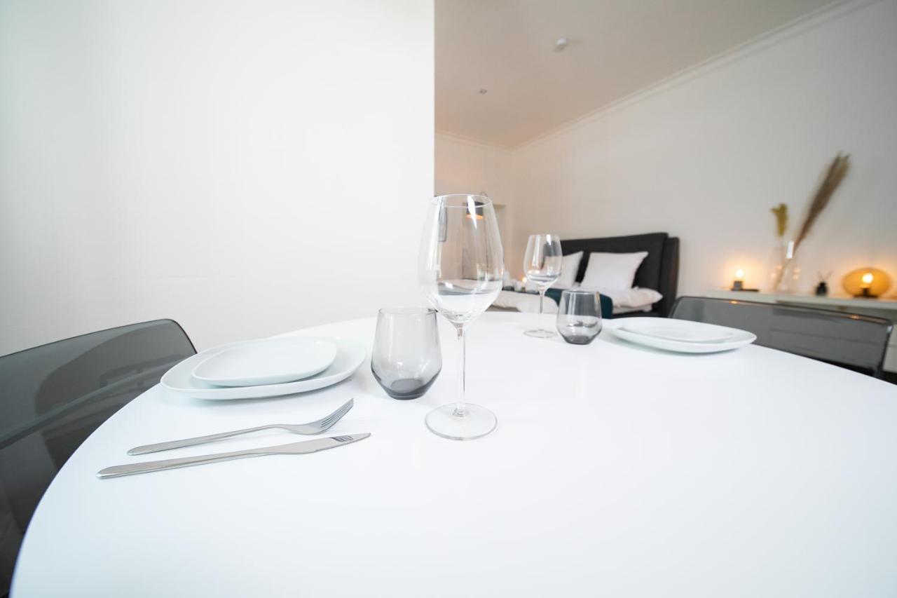 Favorite Stays - And - Apartamento Düsseldorf