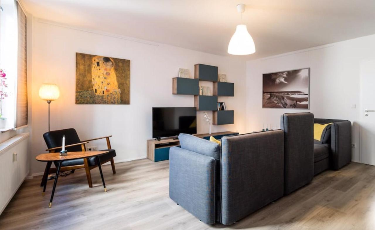 Homefy Oldtown - 6 People - 2 Bath - Balcony - Location * Düsseldorf