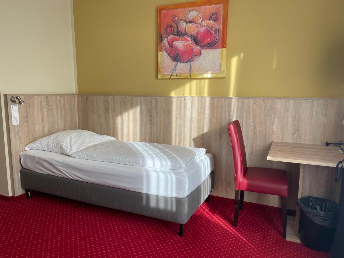 Hotel Palm Premium & 3*