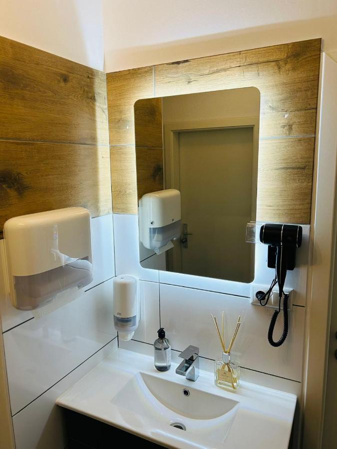 Messe Hv-1 Appartement Düsseldorf