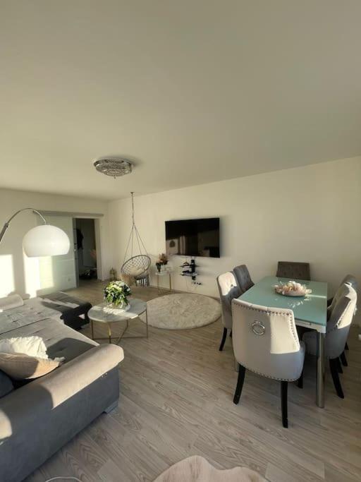 Messe/airport Elegant Apartment