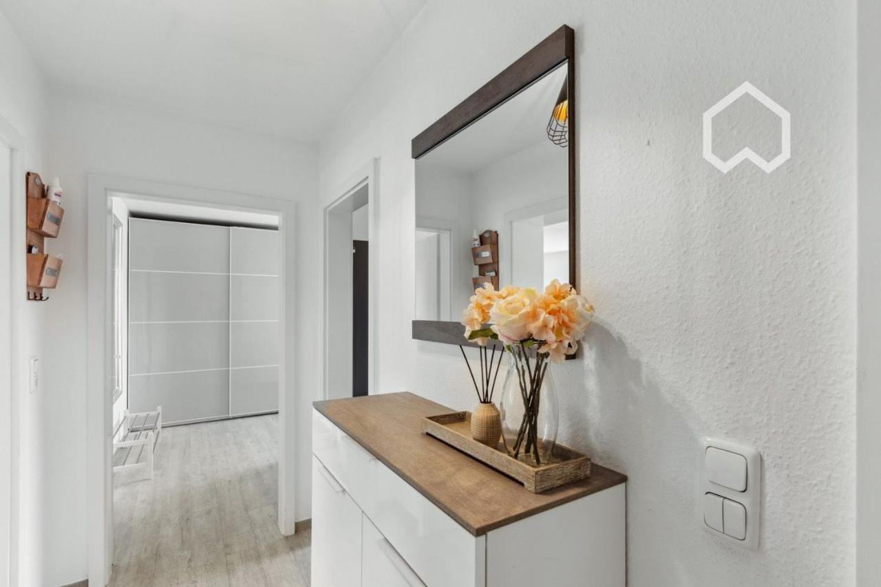 Close To Vf Tower - 53 Sqm - Fair - Kitchen Apartment Dusseldorf