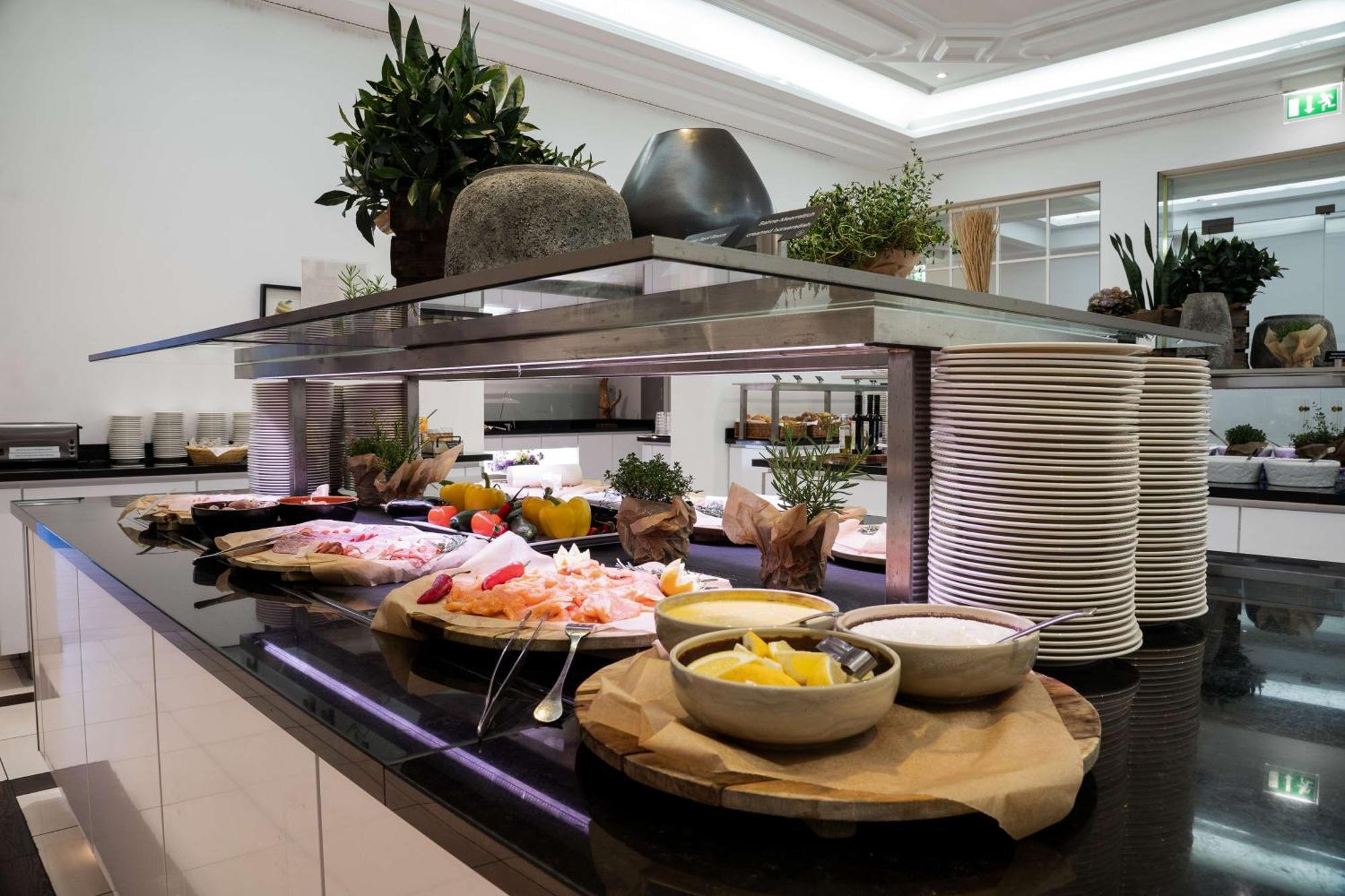 Radisson Blu Conference Hotel, Hotel 4*