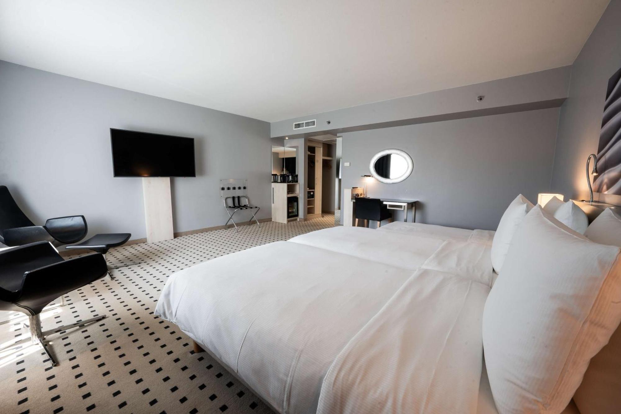 Radisson Blu Conference Hotel, 4* Düsseldorf