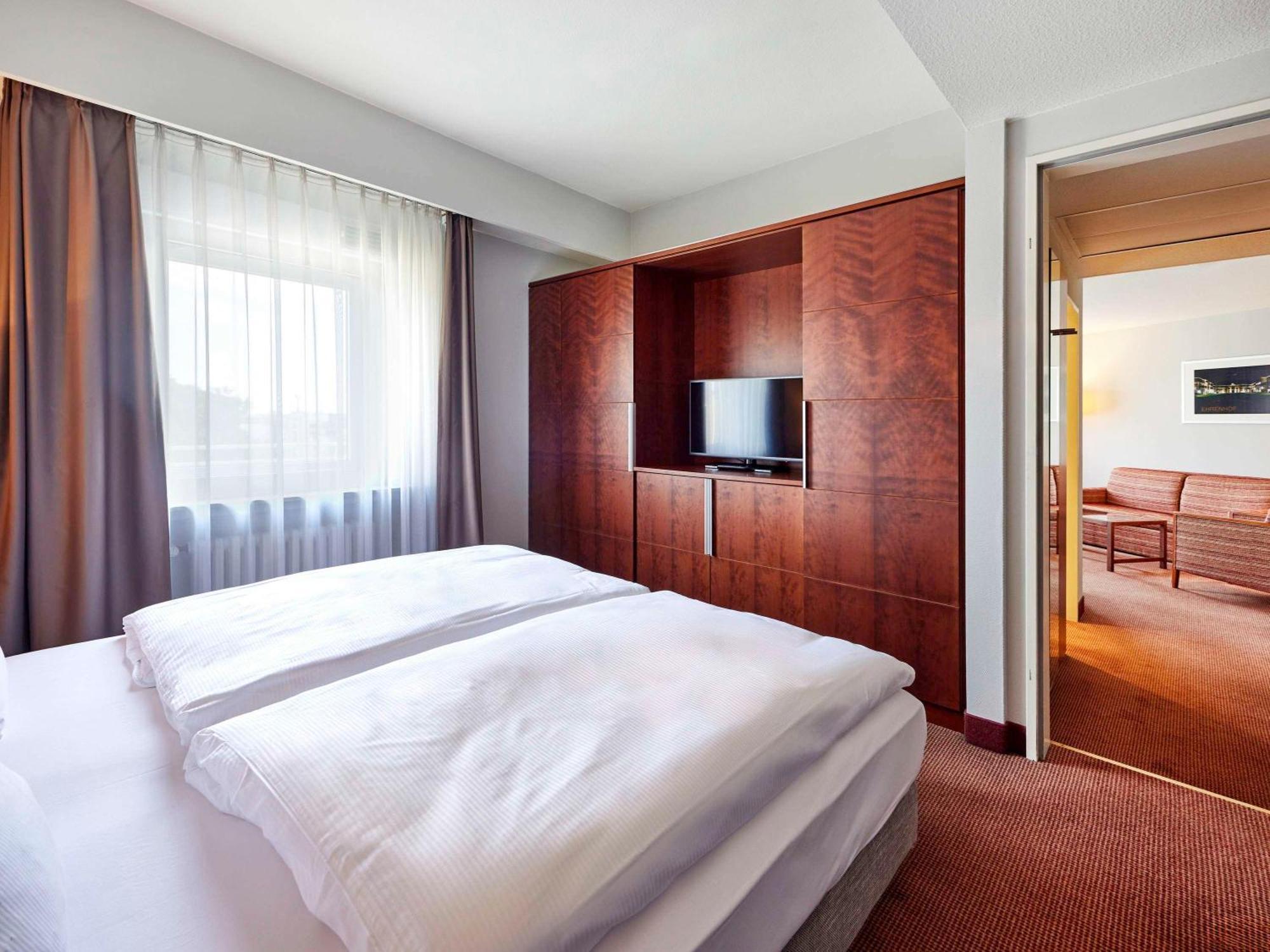 Hotel Mercure City Center 4*