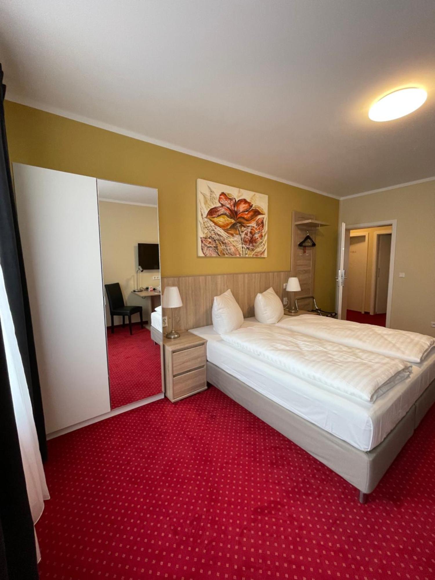 Hotel Palm Premium & Dusseldorf