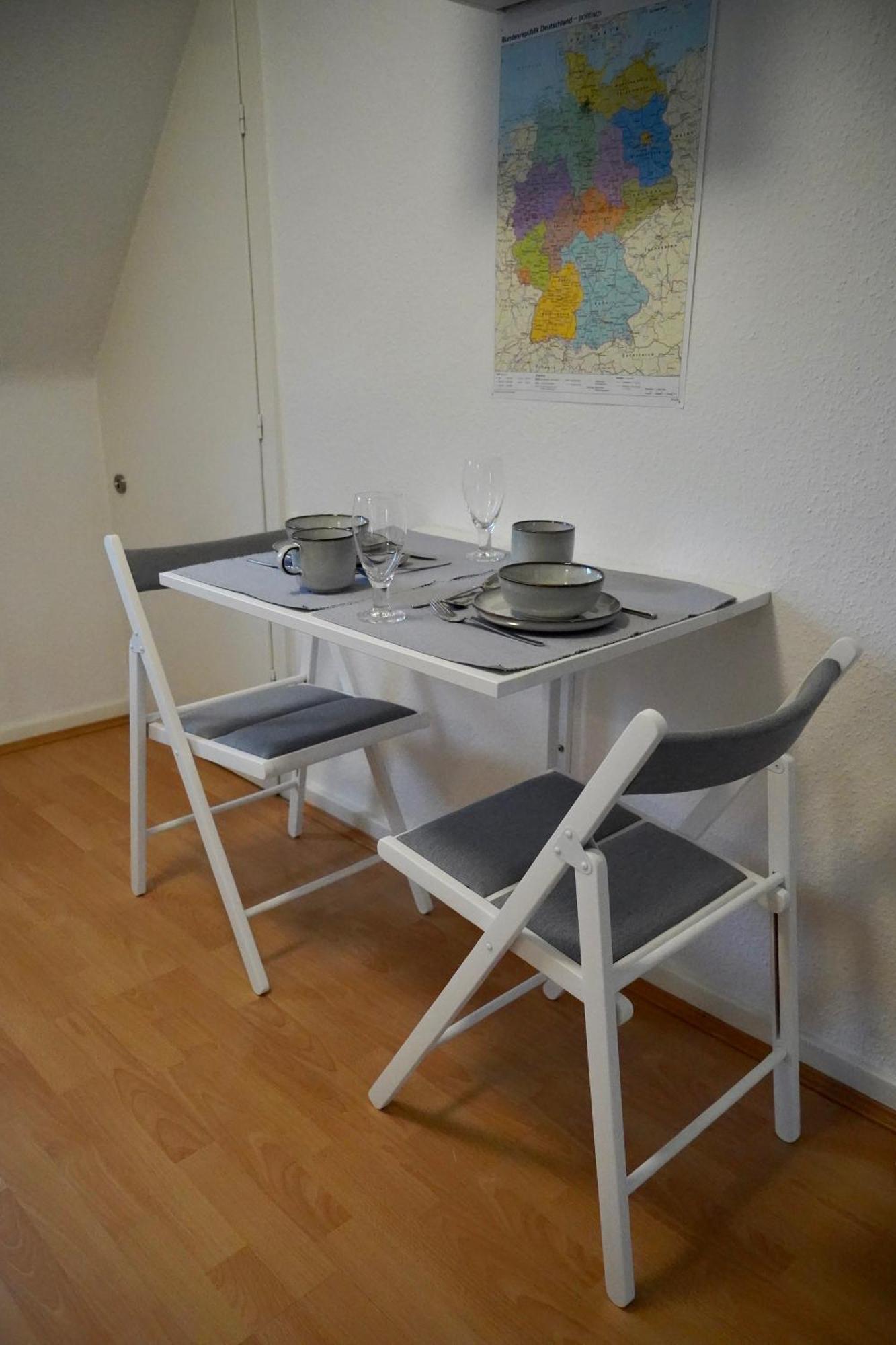 Modern 2.5 Bedroom Duplex Near Messe, Airport, Arena Dusseldorf