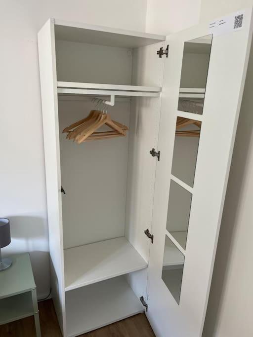 In Unterrath Messe/flughafen Appartement