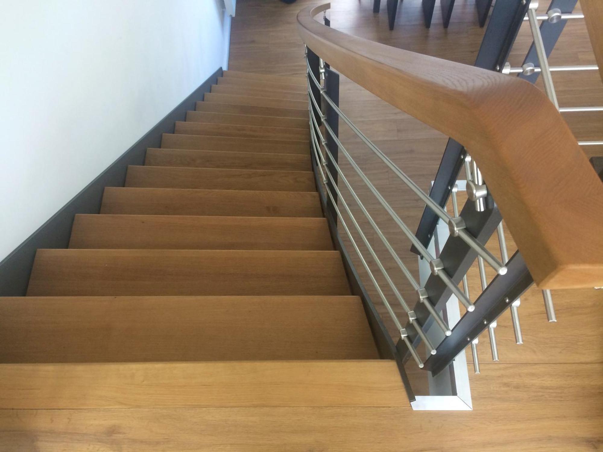 Apartment In Pempelfort - *