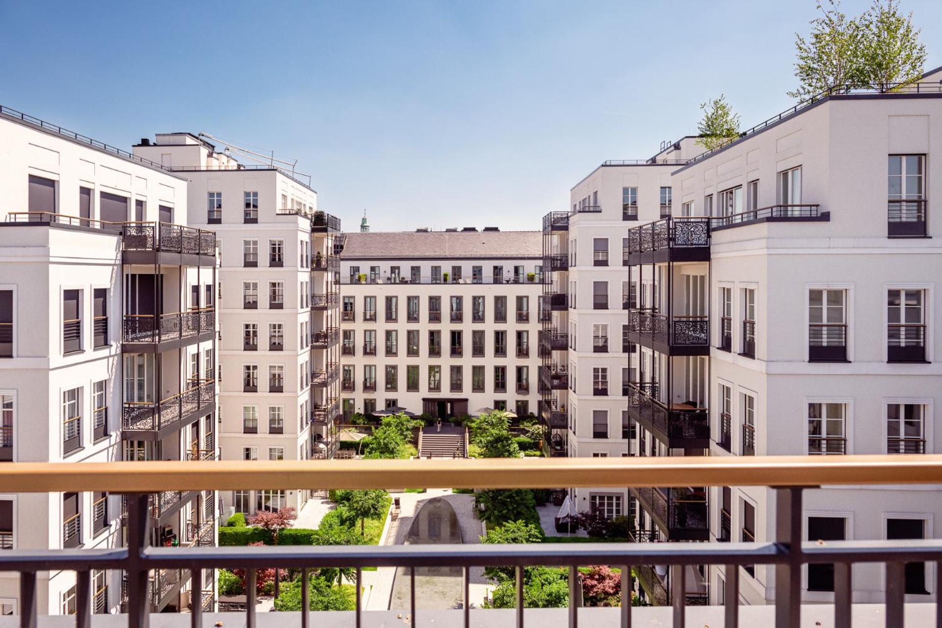 Apartahotel The Wellem Residences 5*