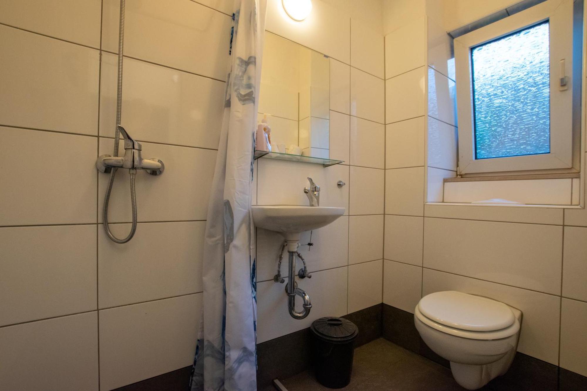 Spacious House Apartment Düsseldorf