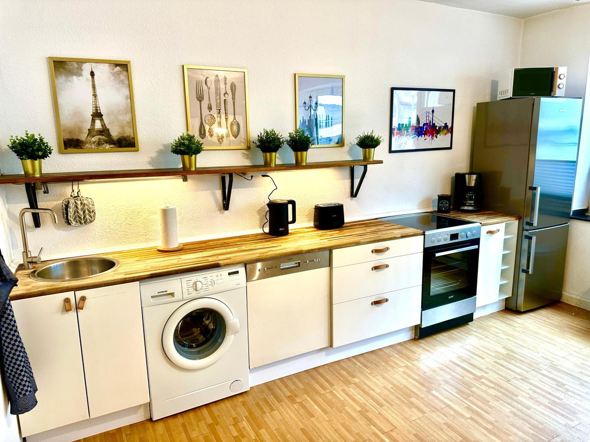 Apartamento Pempelfort, Zentral, Balkon, Zu Fuss Zur Koe & Stadt, Netflix *