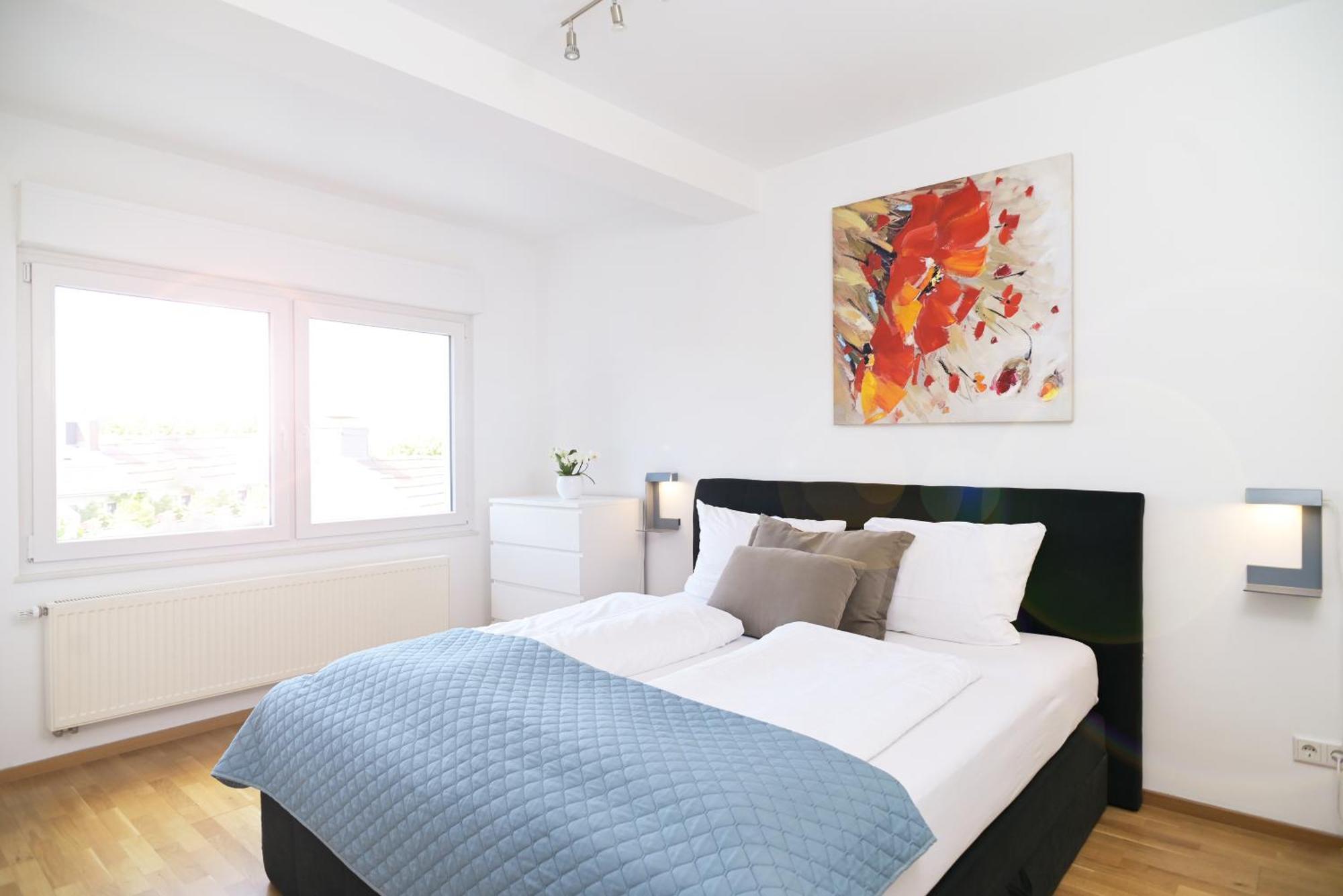 Victoria Apartments 3*