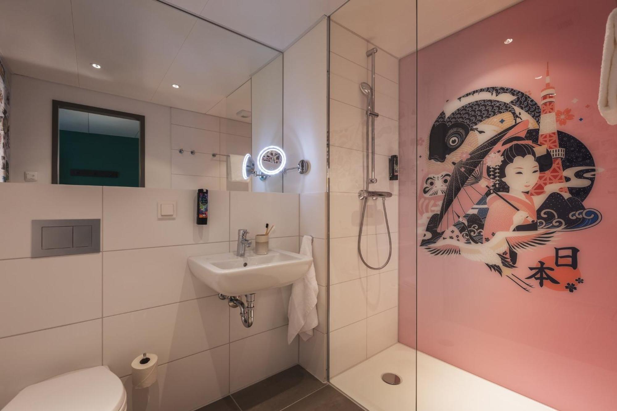 - The Niu Tab Main Station By Ihg Hotel 3*