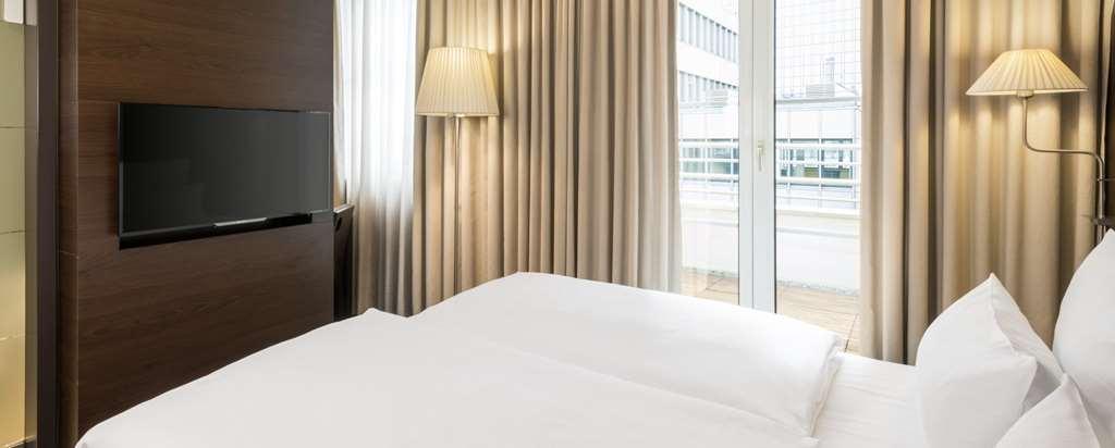 Nh Königsallee Hotel 4*