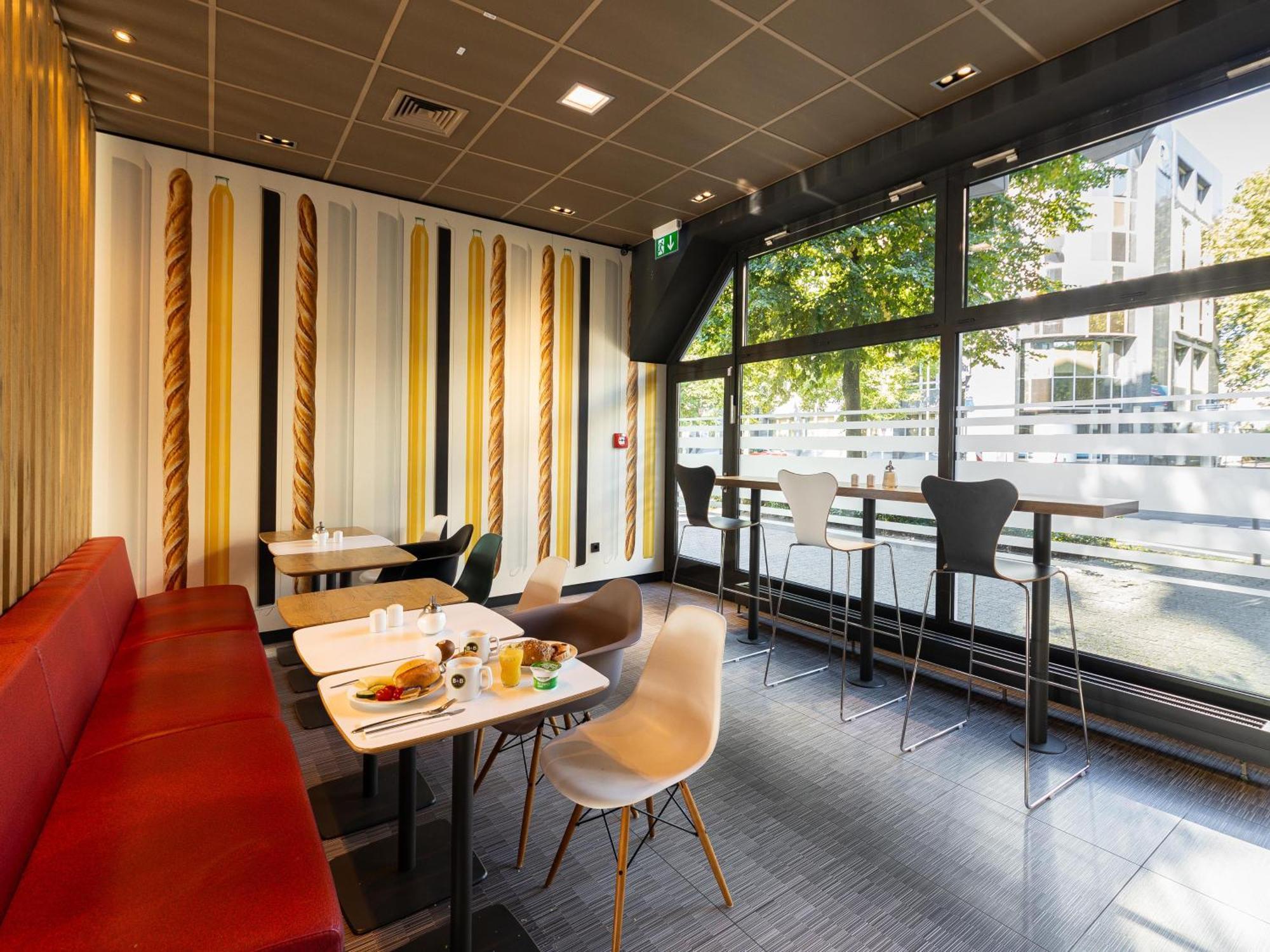 Duesseldorf-hbf Hotel 2*