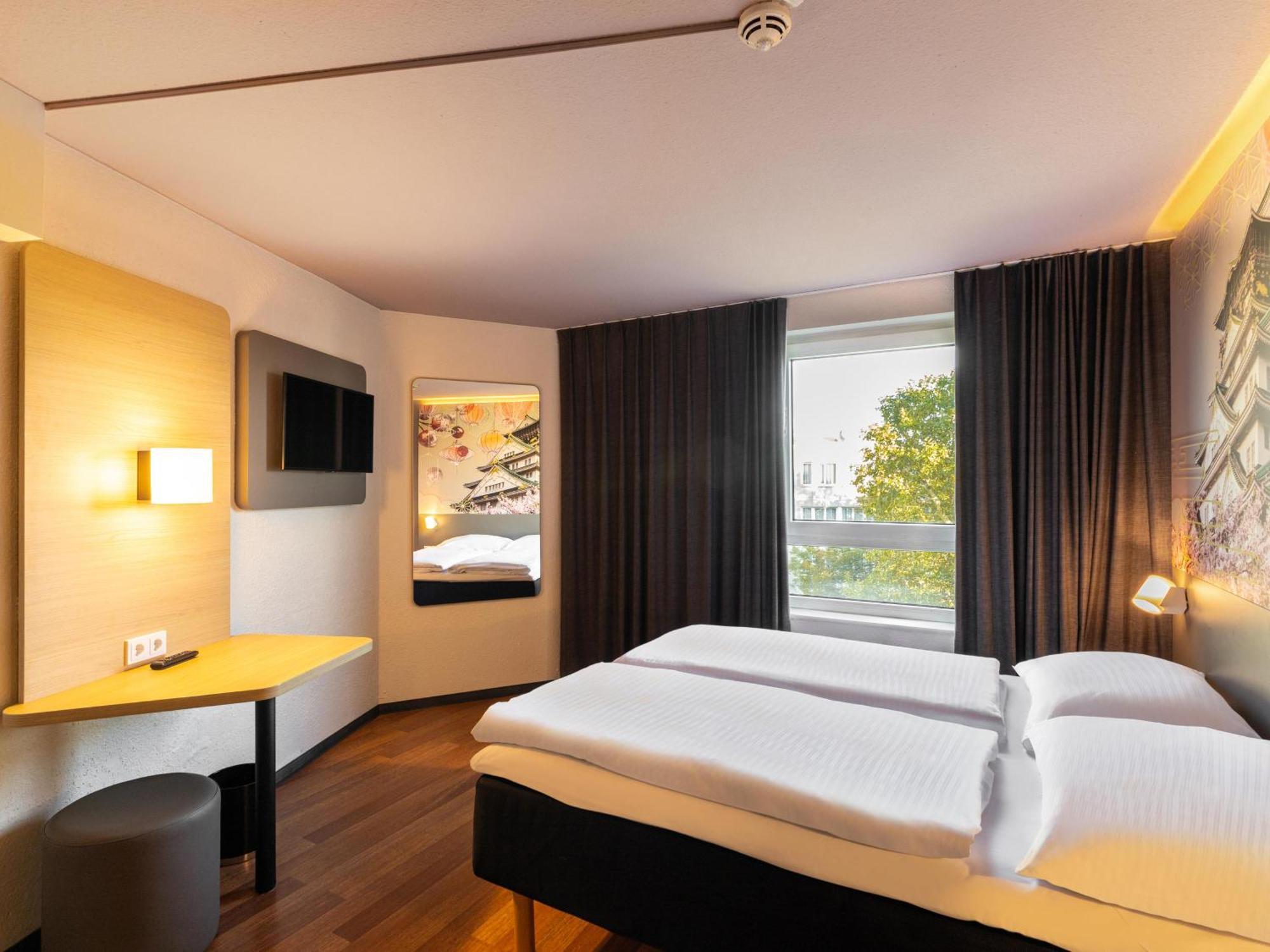 Hotel Duesseldorf-hbf Dusseldorf