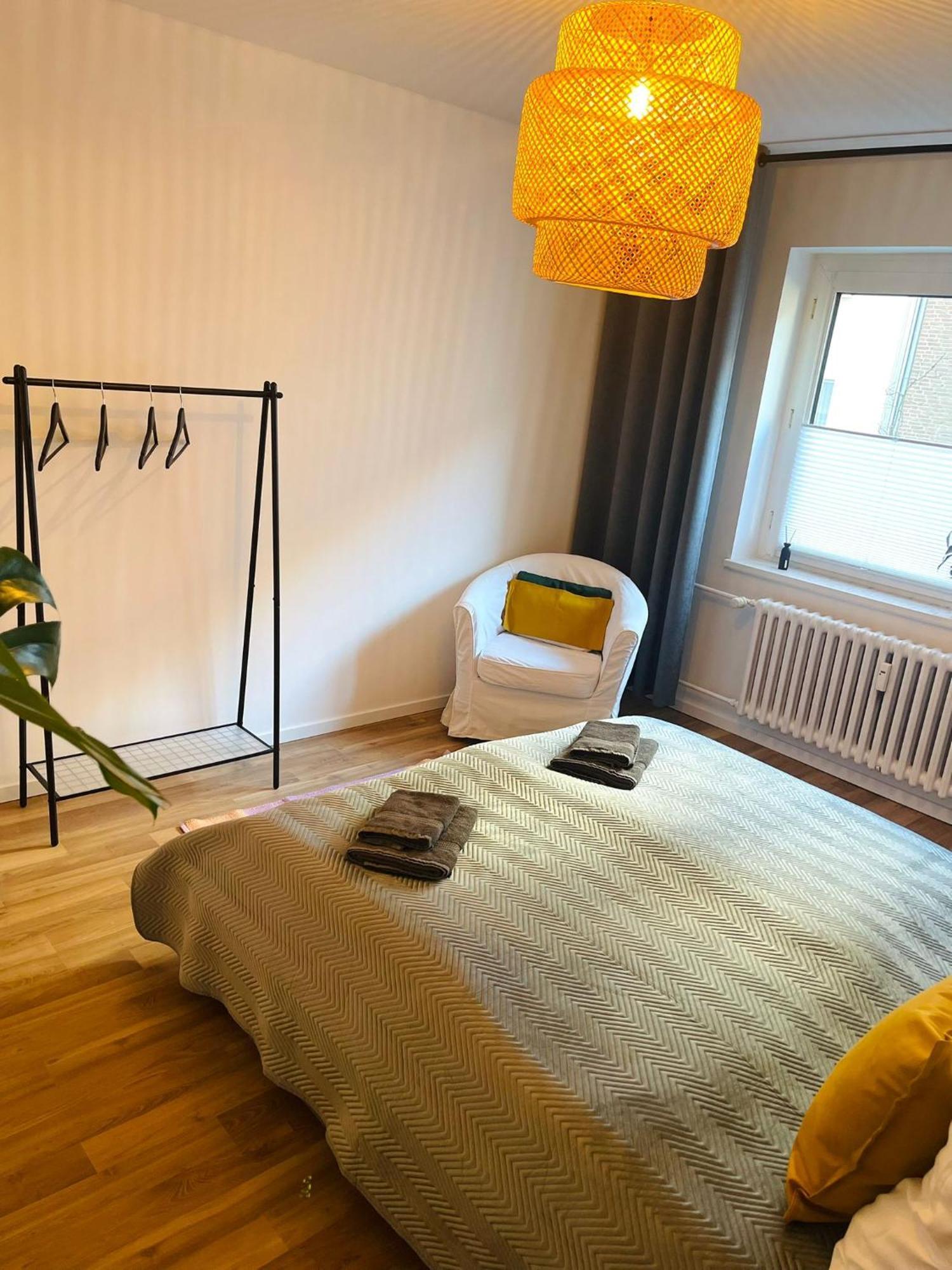 Sunny Apartment Dusseldorf
