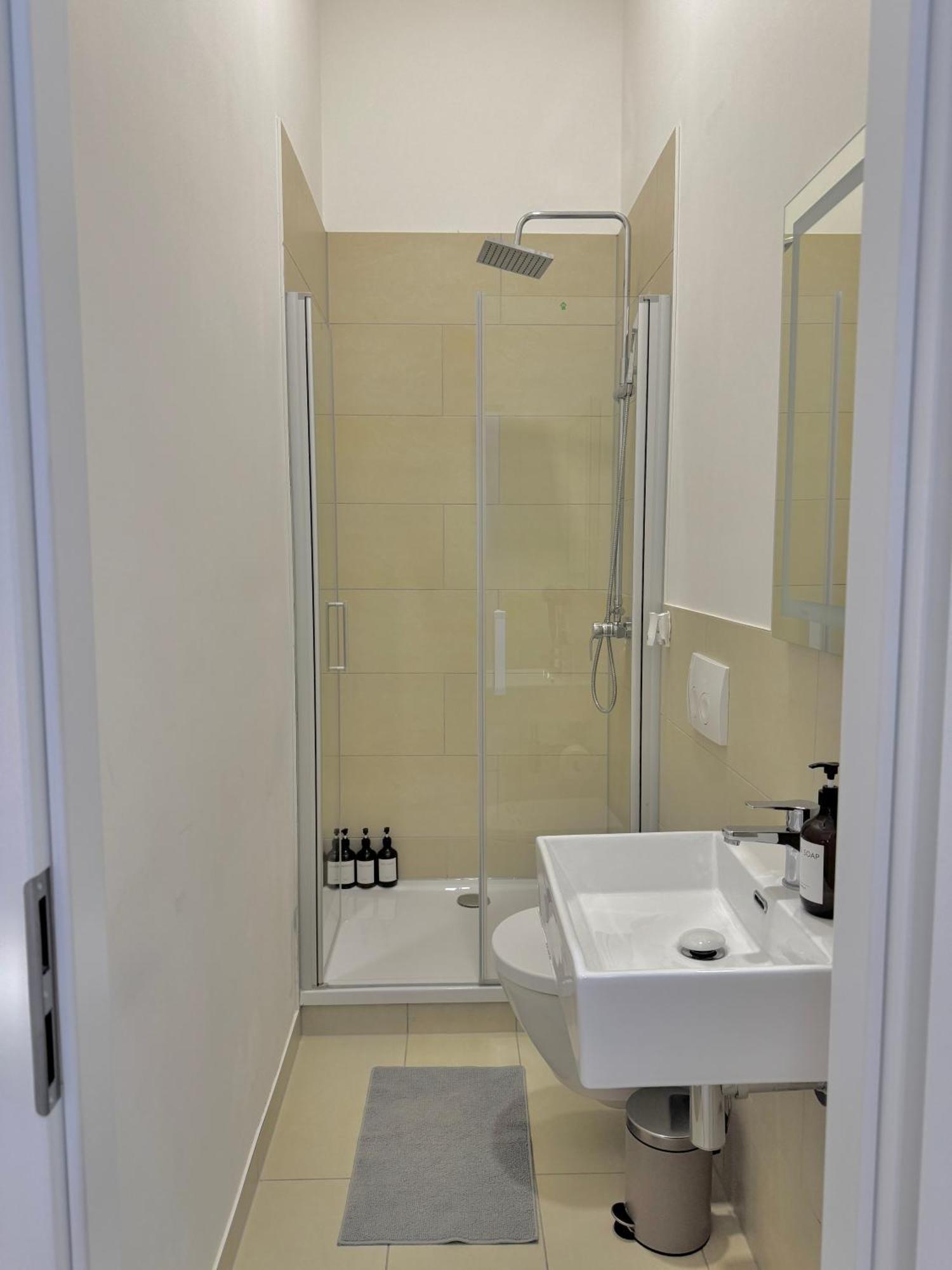 Appartement Heaven Homes - Doppelzimmer Mit Eigenem Bad *