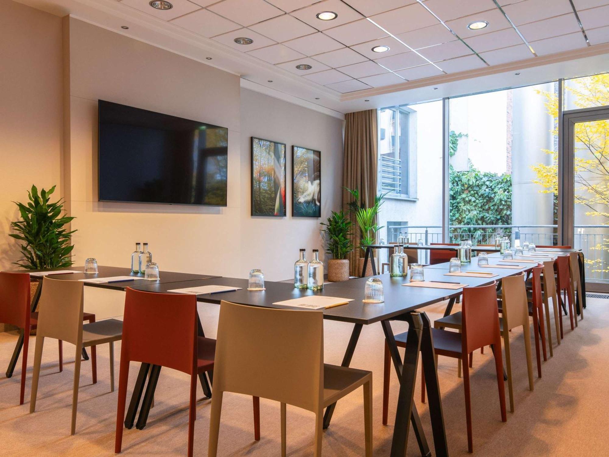 Tribe 4* Dusseldorf