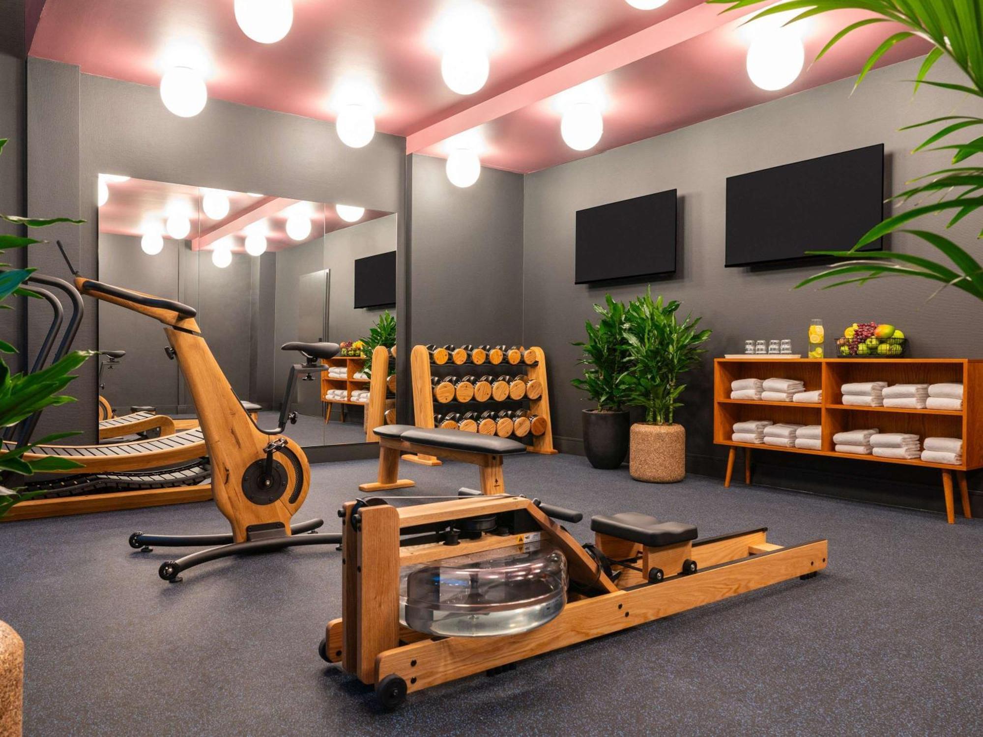 Tribe Hotel 4*