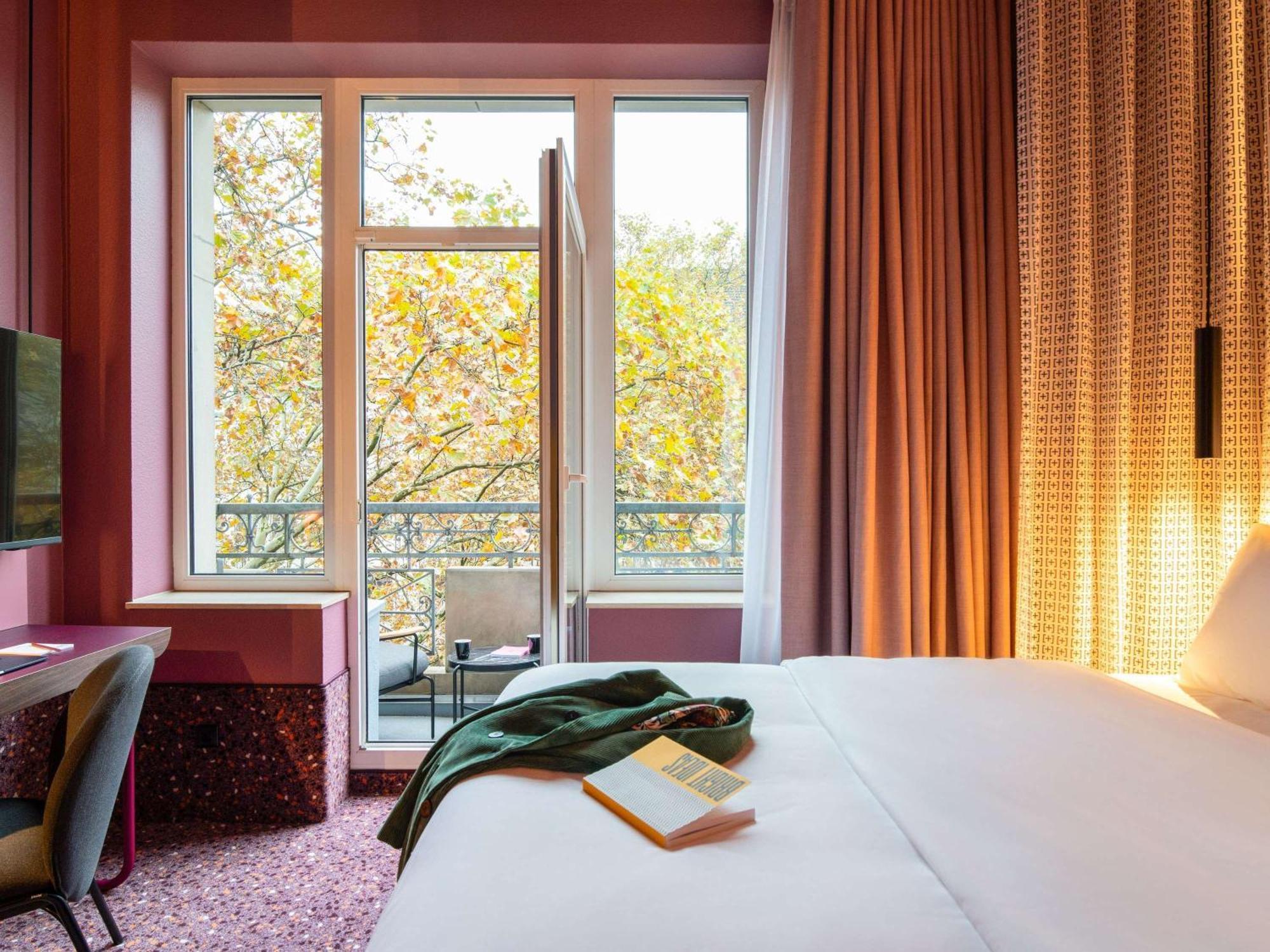 Hotel Tribe 4*